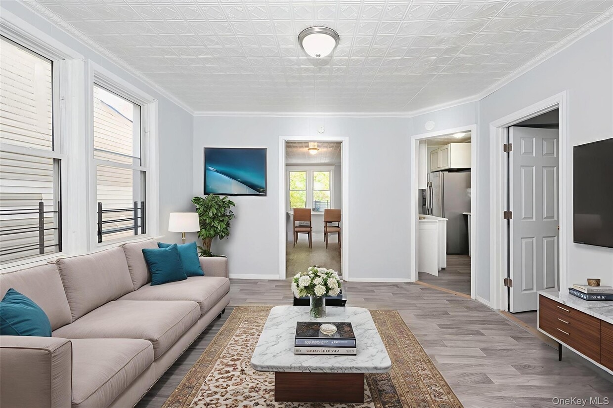 Foto principal - 611 St Lawrence Ave