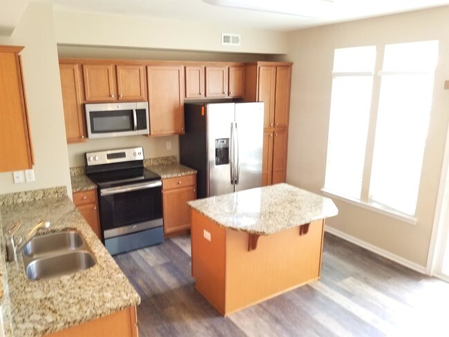 Building Photo - 506 Berry Chase Way
