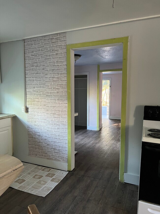 Foto del edificio - 1516 Carmel Ave