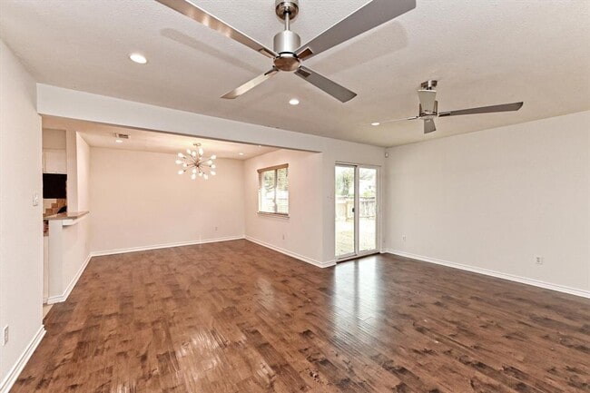 Foto del edificio - 3706 Harpers Ferry Ln