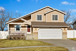Building Photo - 1668 W Rockbridge Dr