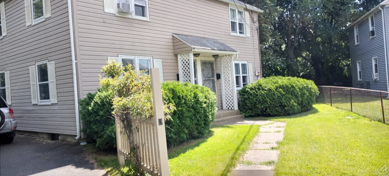 Primary Photo - 273 Pearl Harbor St