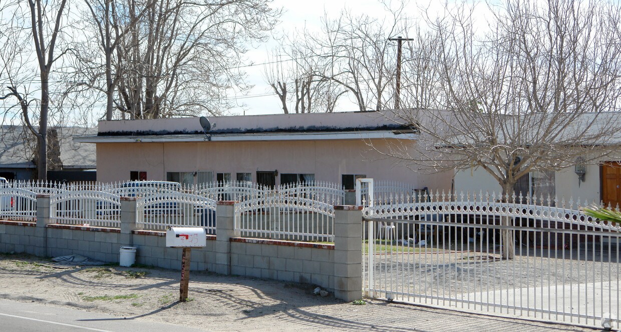 Foto principal - 2155-2167 Darby St