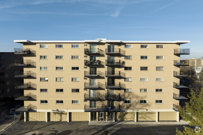 Building Photo - Canterbury Condominiums