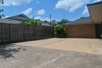 Building Photo - 5254 N Braeswood Blvd