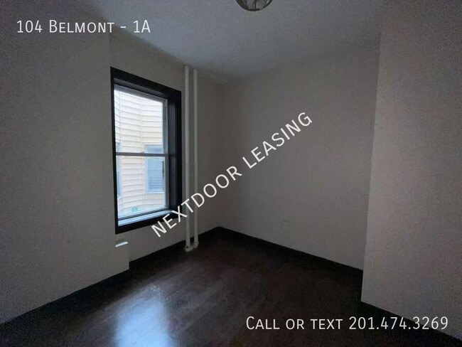 Foto del edificio - 104 Belmont-1A
