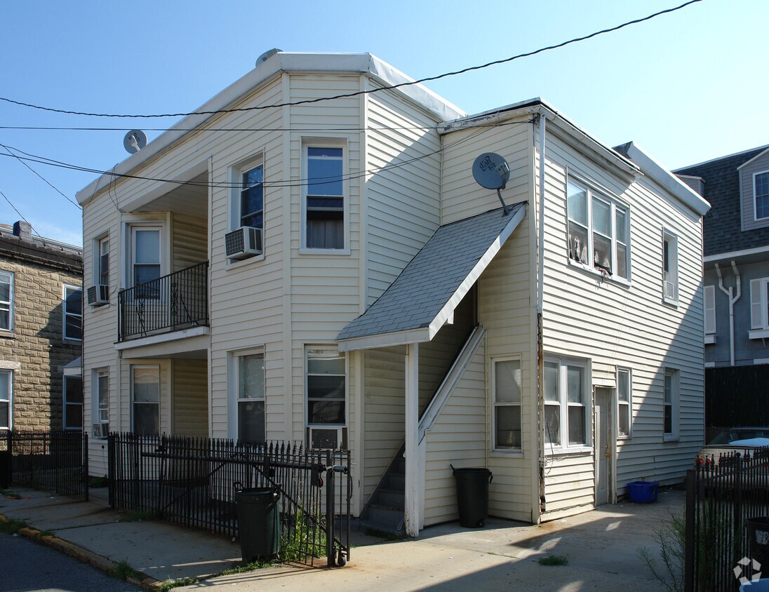 12 Gesner Pl, Tarrytown, NY 10591 Apartments in Tarrytown, NY