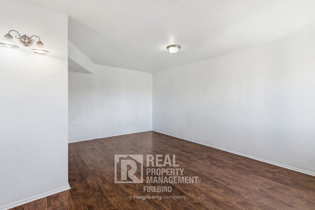 Foto del edificio - 45 N Phyllis-209