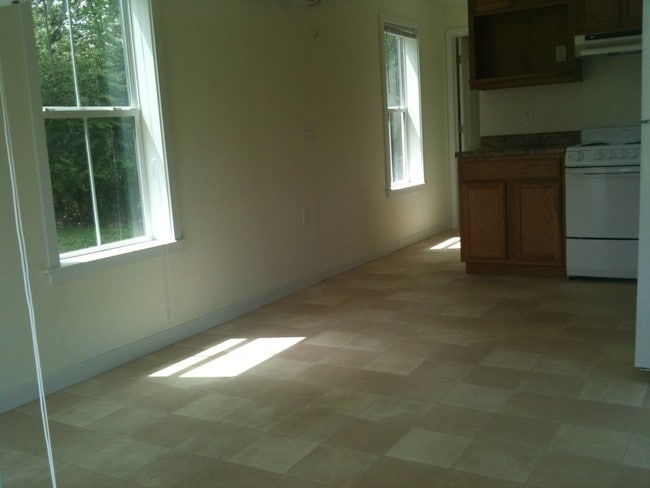 Building Photo - 26 Cottage Grove Dr