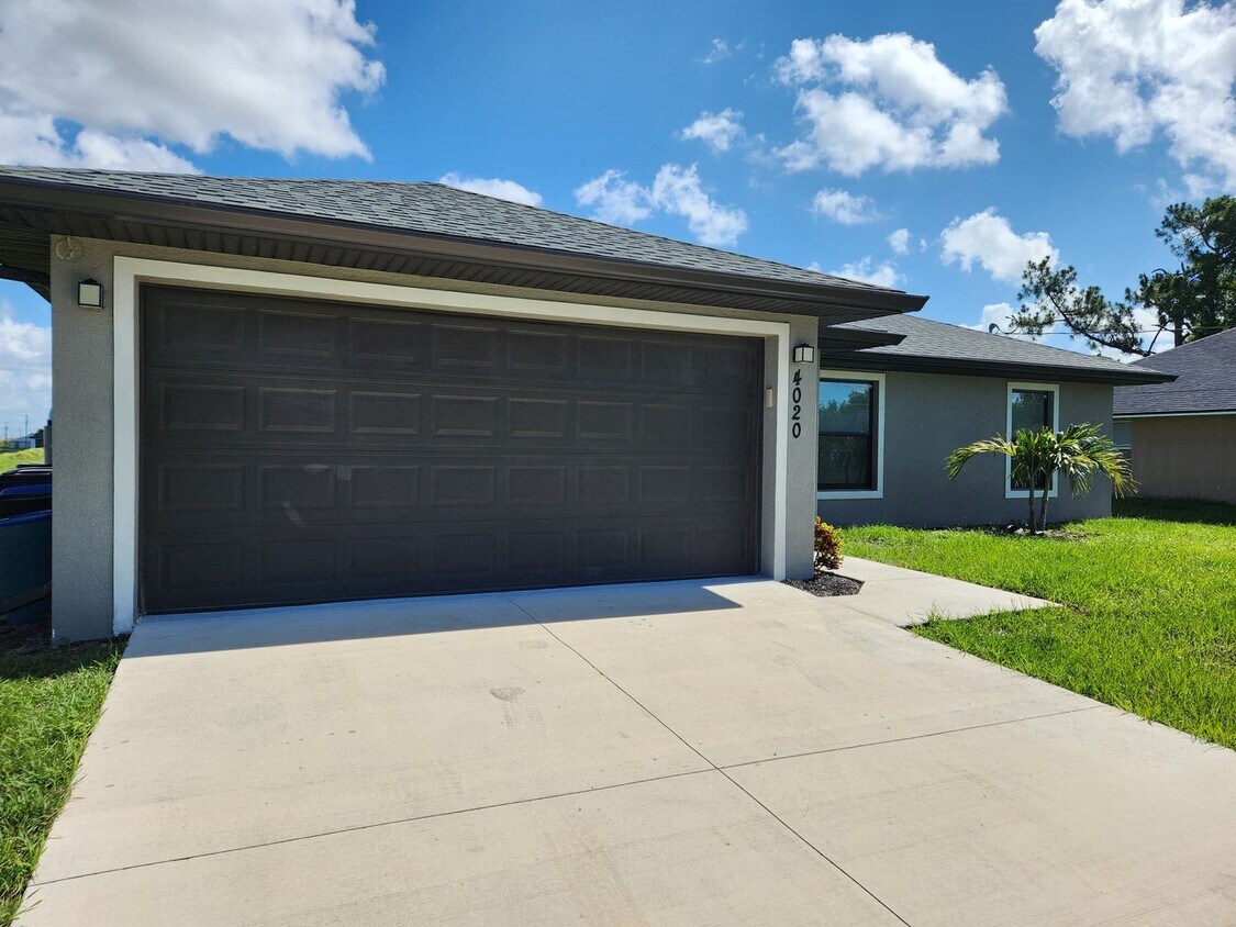 Foto principal - 4020 36th St SW