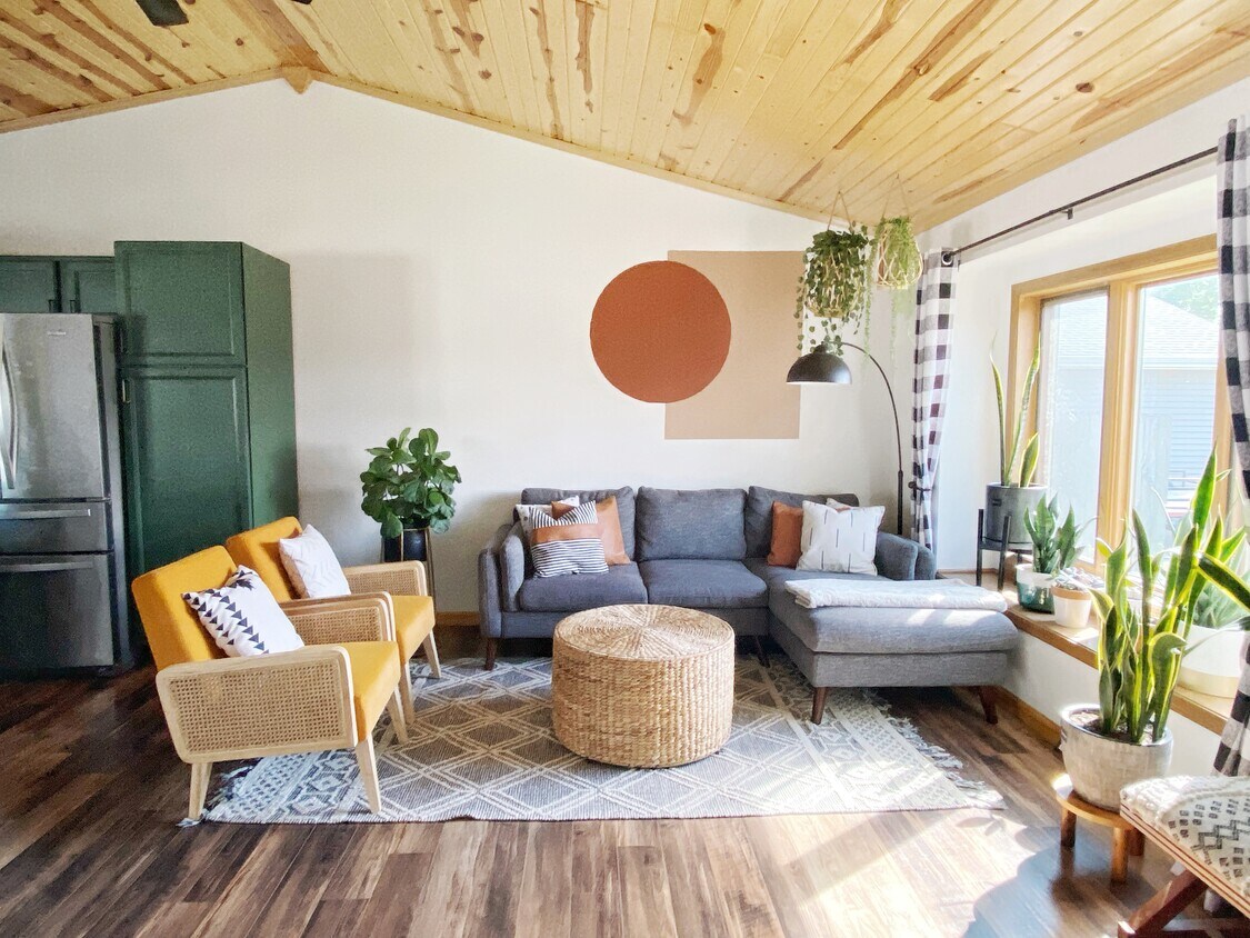 1257 Meadowview Dr, Menasha, WI 54952 House Rental in Menasha, WI