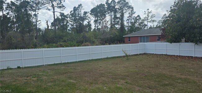 Foto del edificio - 614 Flamingo Ave S