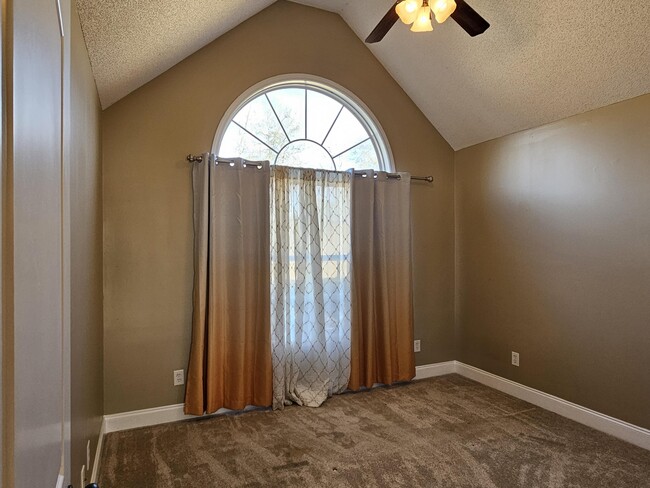 Building Photo - 1155 Raccoon Rd