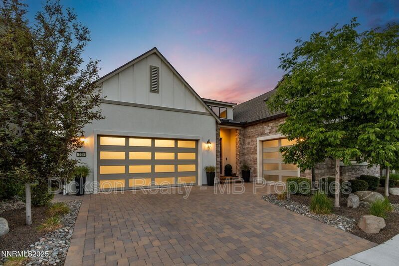 Primary Photo - 709 W Pleasant Oak Trl