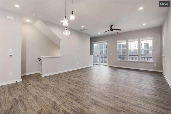 Foto del edificio - 3809 Valley View Rd