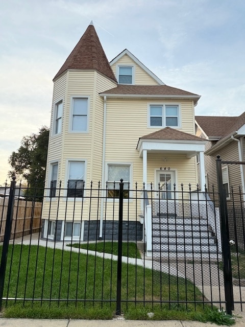 Building Photo - 640 N Laramie Ave