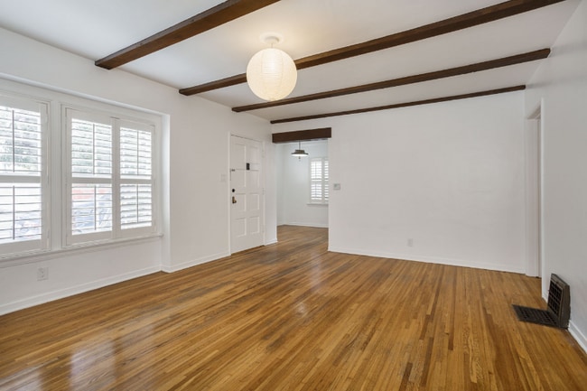 Building Photo - 2900 Griffith Park Blvd