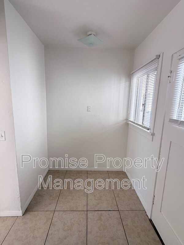 Foto del edificio - 608 Surfrider Way