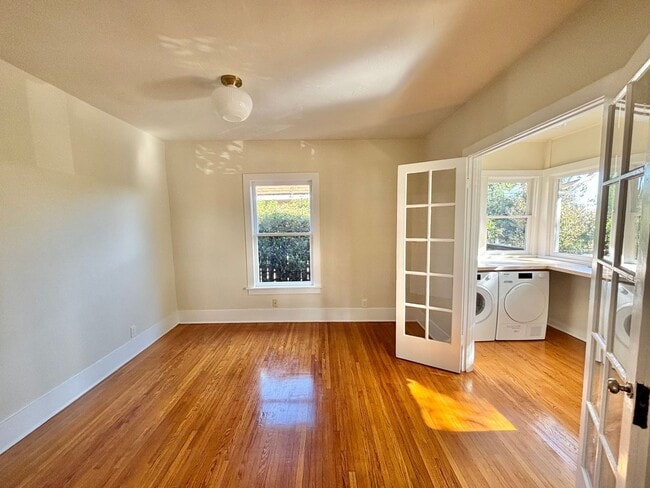 Building Photo - Serene Newly Remodeled 2 bed/ 1 Bath Craftsman Home with Bonus Space and Private Outdoor Space in...