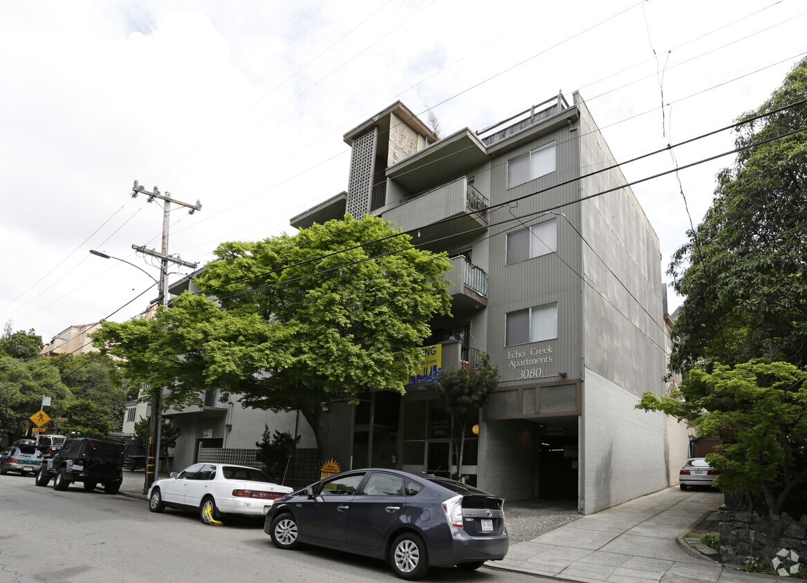 Foto del edificio - 3080 Richmond Blvd
