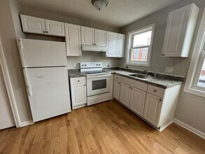 Building Photo - 138 Franklin St