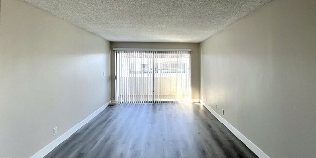 Interior Photo - Coronado House