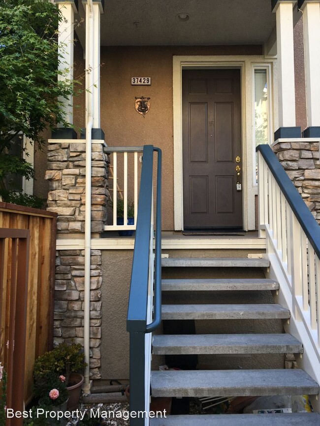 Building Photo - 3 br, 2 bath House - 37429 Glenbrook Terrace