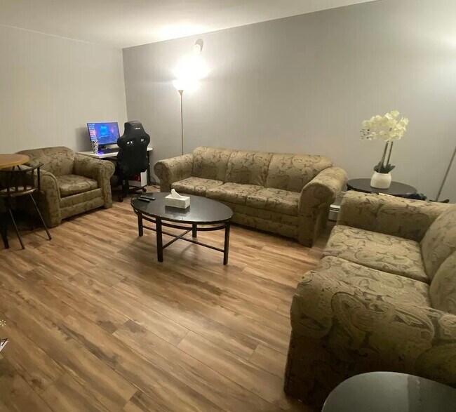 Foto del edificio - 3745 Ruby St