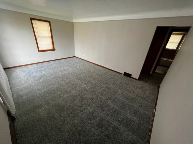 Foto del edificio - 7417 Kenilworth Ave
