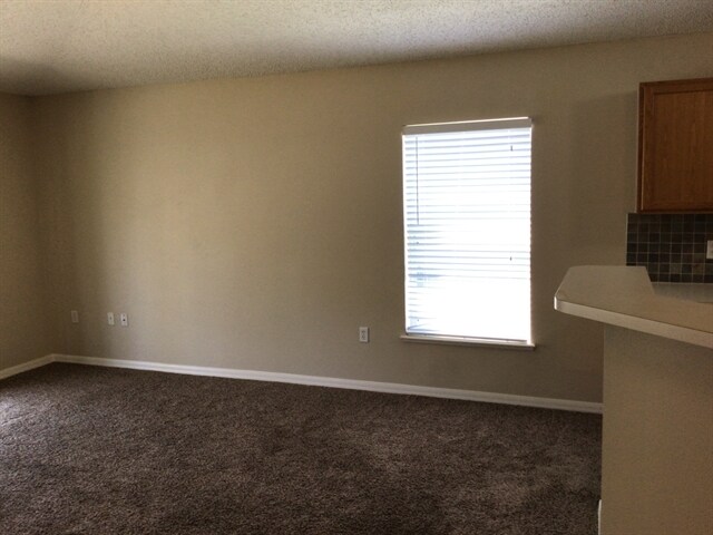 Building Photo - 5520 Ortega Park Boulevard