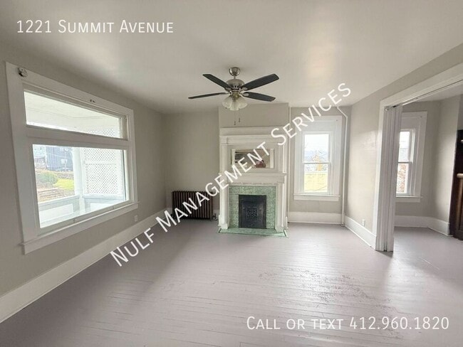 Foto del edificio - 1221 Summit Ave