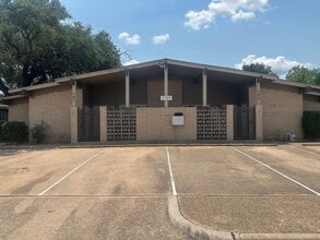 Building Photo - 2109 Muroc St