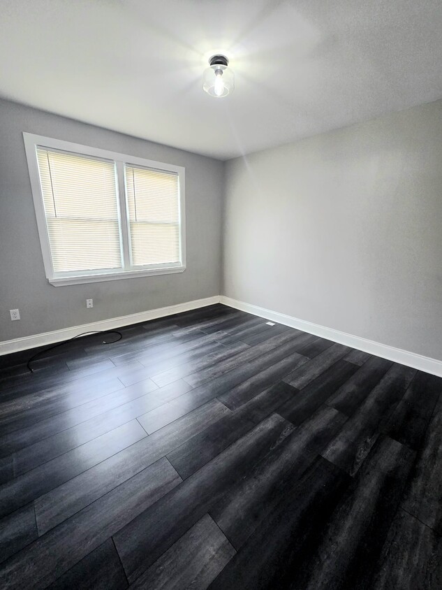 Foto principal - 4020 Edgewood Rd