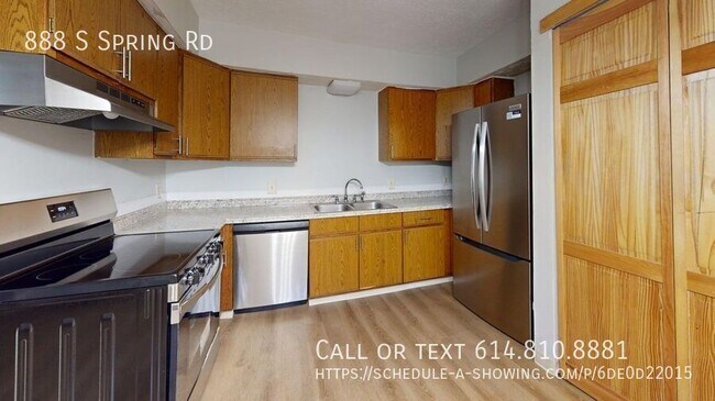 Foto del edificio - 888 S Spring Rd