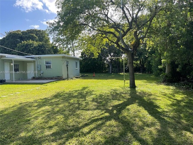 Building Photo - 24940 SW 134th Ct