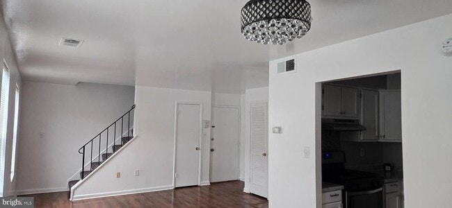 Building Photo - 1966 Naylor Rd SE