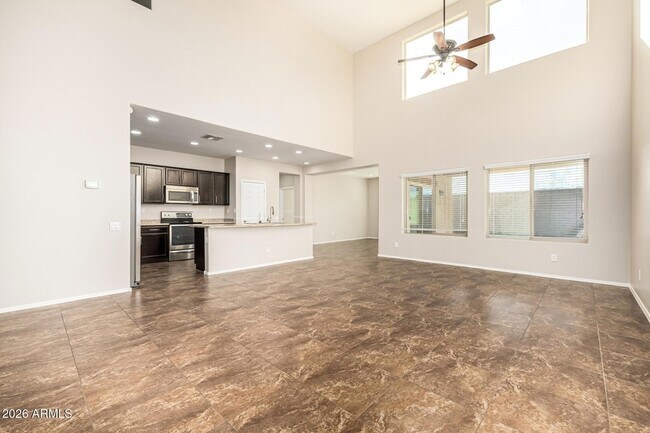 Building Photo - 10809 W Saddlehorn Rd