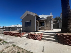 Building Photo - 319 E St