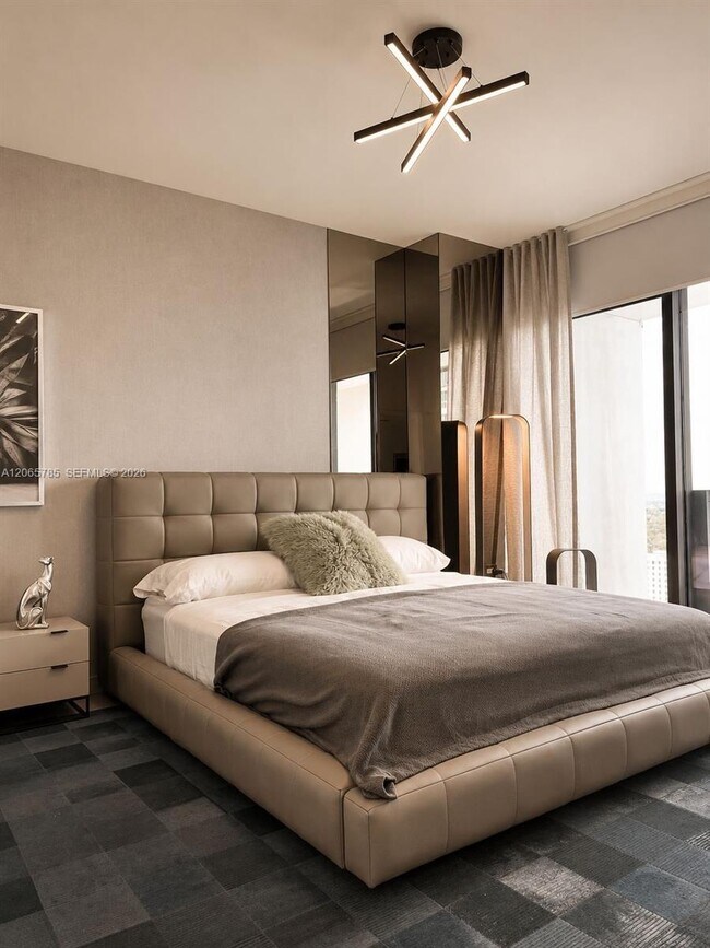 Foto del edificio - 88 SW 7th St