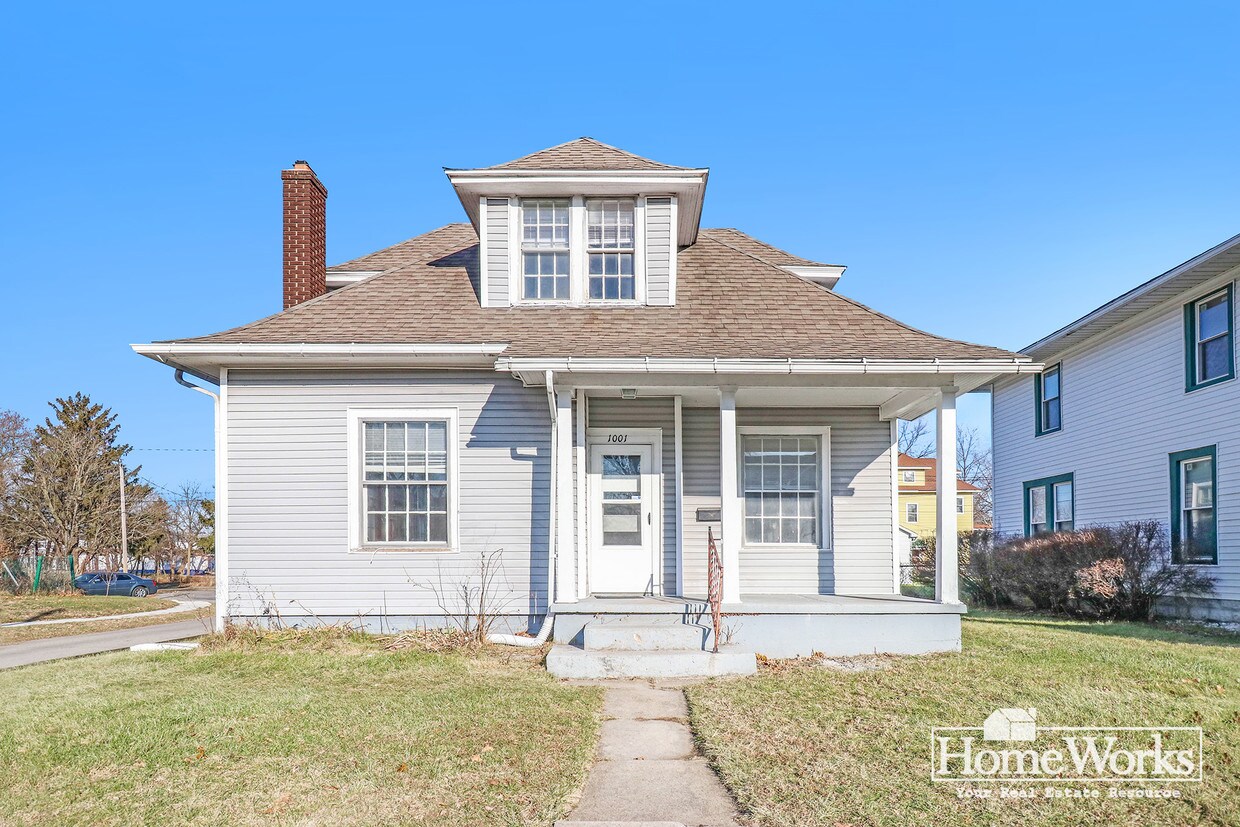 Foto principal - 1001 E Indiana Ave