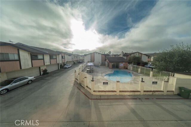 Foto del edificio - 14004 Cerise Ave