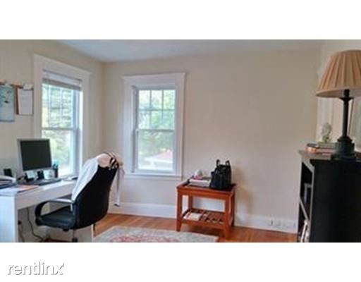 Building Photo - 3 br, 1.5 bath  - 331 Cypress St