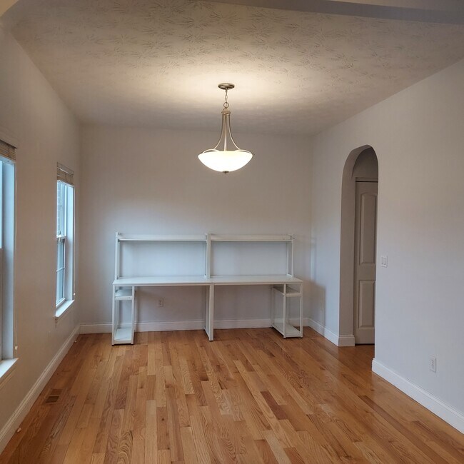 Formal dining room or study - 1238 Freedom Pt