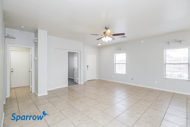 Foto del edificio - 10429 E ABILENE Avenue