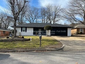 Building Photo - 3200 S 56th St