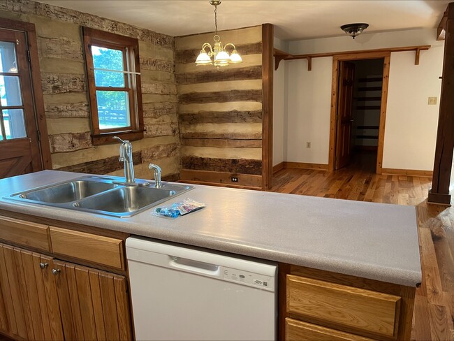 Cabin Kitchen to Dining Nook, Downstairs Full Bath, New Dishwasher - 38472 Nixon Rd