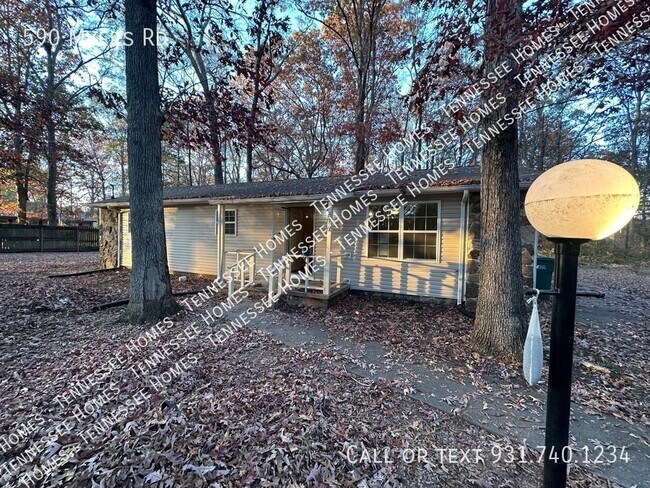 Building Photo - 590 Myers Rd