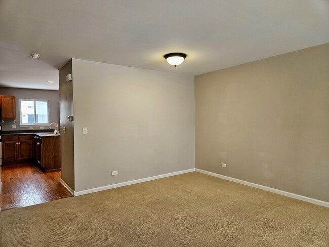 Foto del edificio - 24403 John Adams Dr