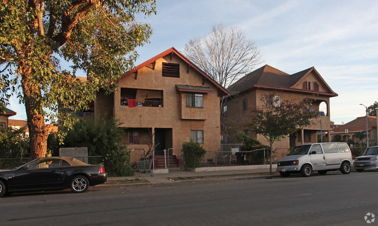 Building Photo - 2125 Manitou Ave