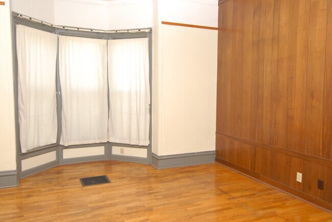 Foto del edificio - 1024 N Corona St